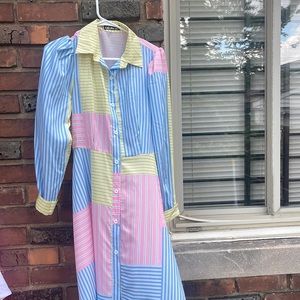 Multicolored dress with stripes